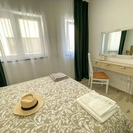 Our Charming House Apartmán