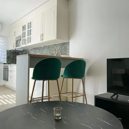 Our Charming House ポルティマン