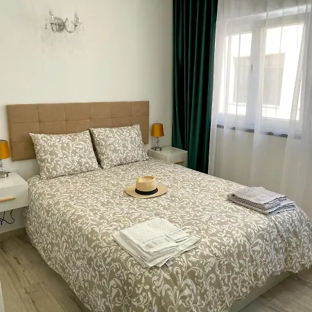 Our Charming House * ポルティマン