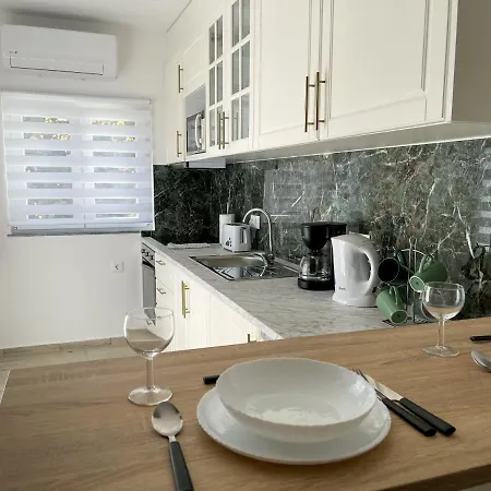 Our Charming House ポルティマン