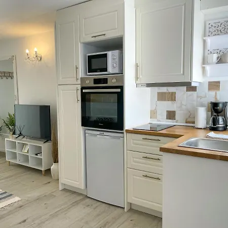 Our Charming House * ポルティマン